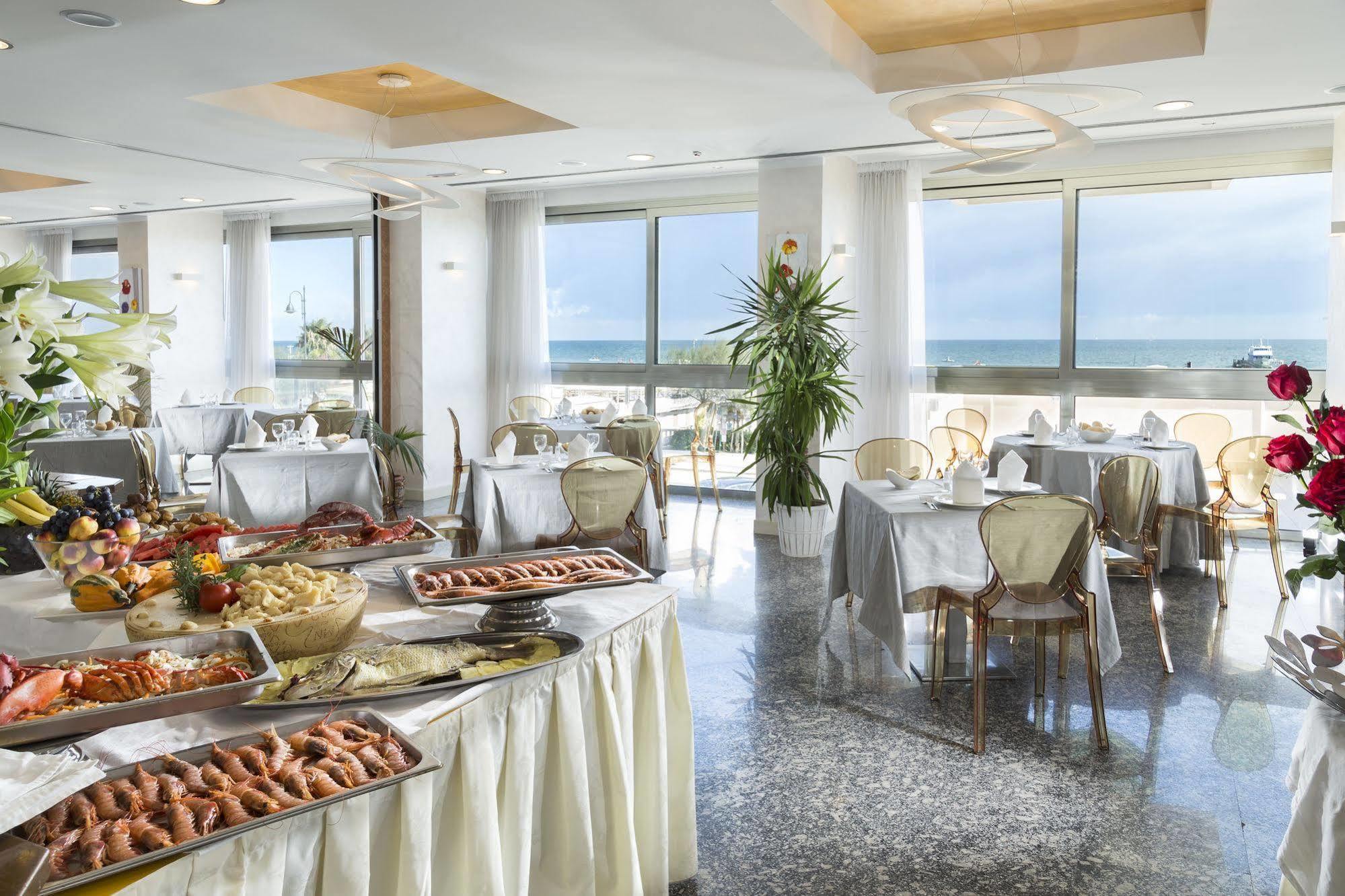 Terminal Palace & Hotel Rimini