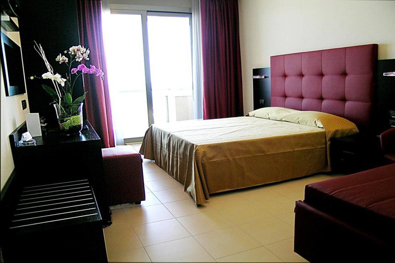 Terminal Palace & 4* Rimini