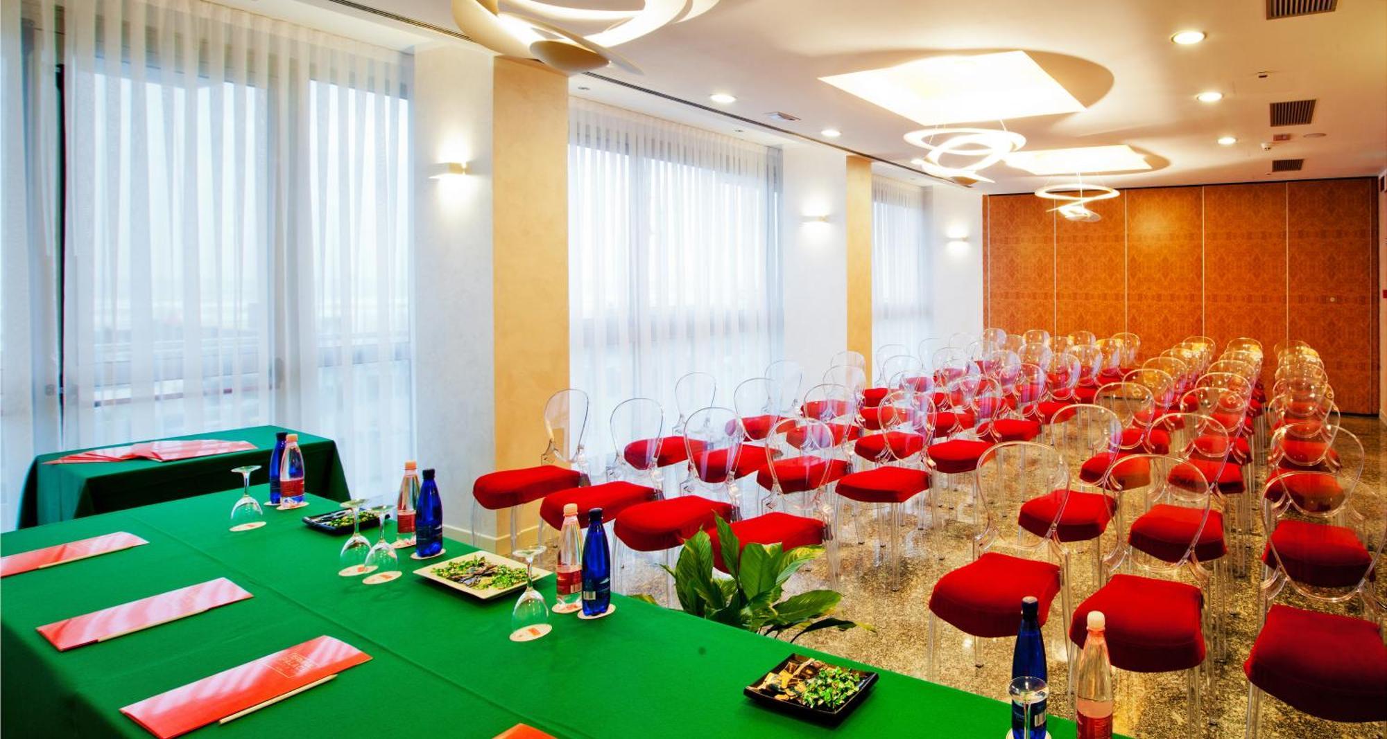 Hotel Terminal Palace &