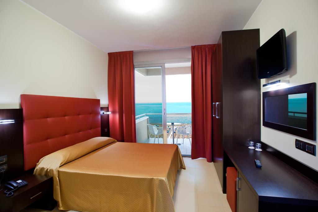 Hotel Terminal Palace & 4*